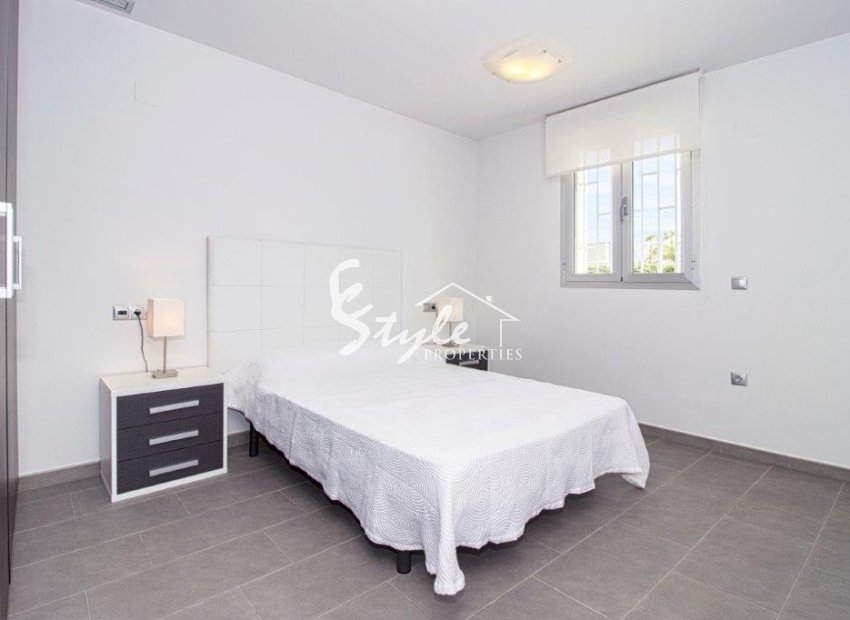 Resale - Apartamento - La Mata