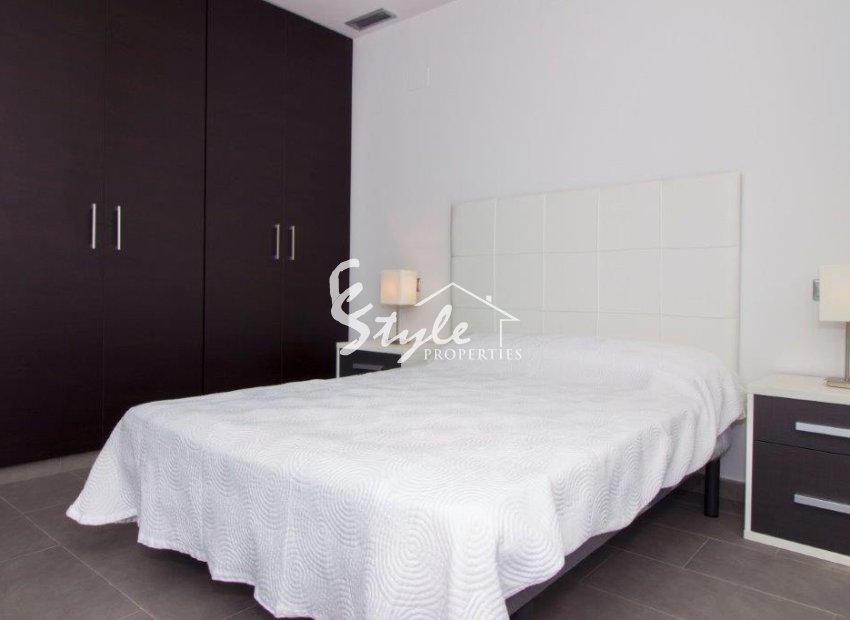 Resale - Apartamento - La Mata