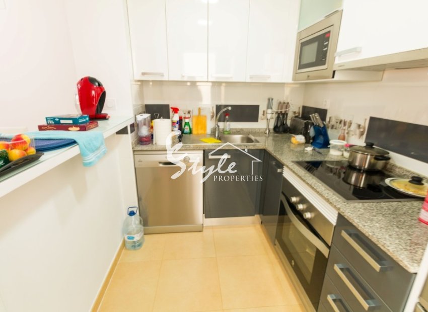 Resale - Apartamento - La Mata