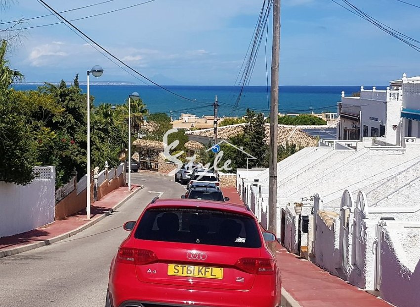 Resale - Apartamento - La Mata