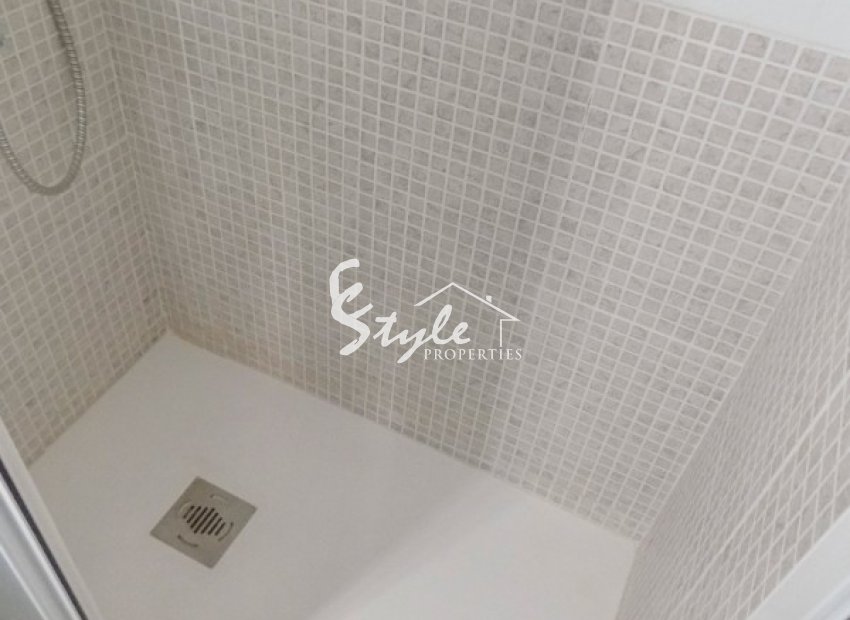 Resale - Apartamento - La Mata