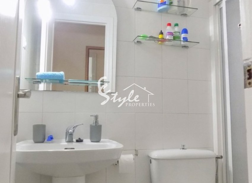 Resale - Apartamento - La Mata