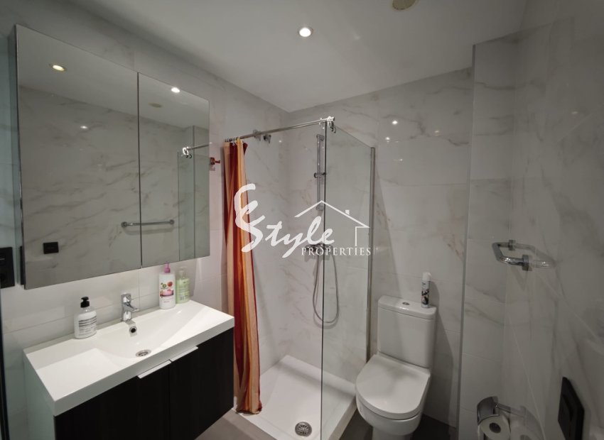 Resale - Apartamento - La Zenia