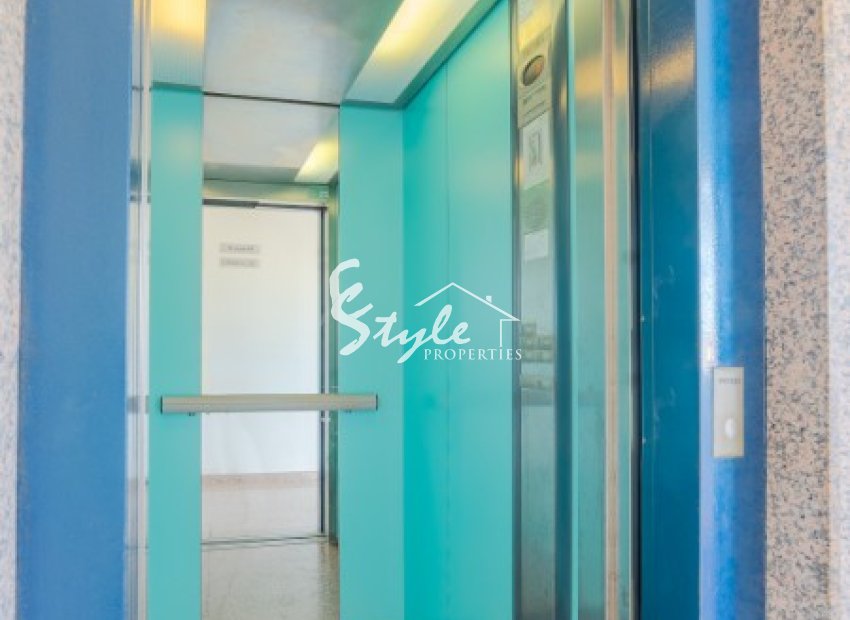 Resale - Apartamento - La Zenia