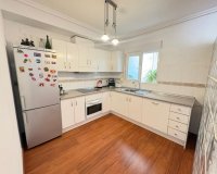 Resale - Apartamento - La Zenia