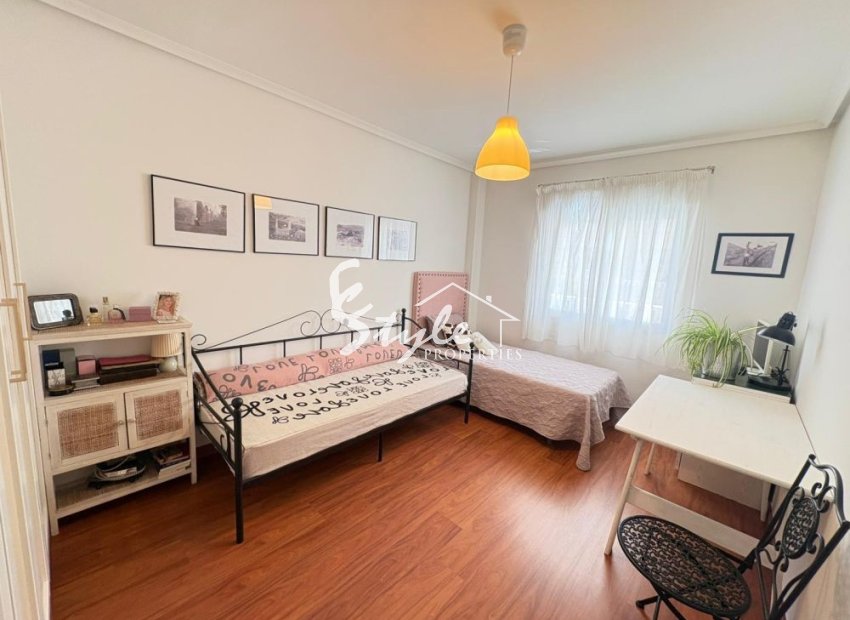 Resale - Apartamento - La Zenia