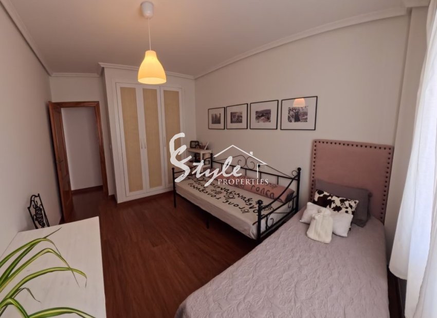 Resale - Apartamento - La Zenia