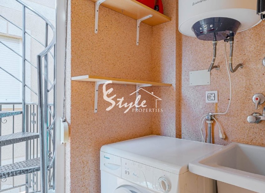 Resale - Apartamento - La Zenia