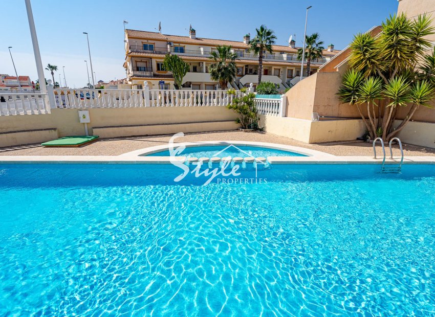 Resale - Apartamento - La Zenia
