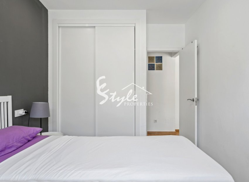 Resale - Apartamento - La Zenia