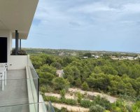Resale - Apartamento - Las Colinas Golf