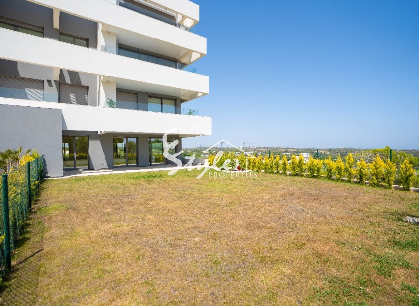 Resale - Apartamento - Las Colinas Golf