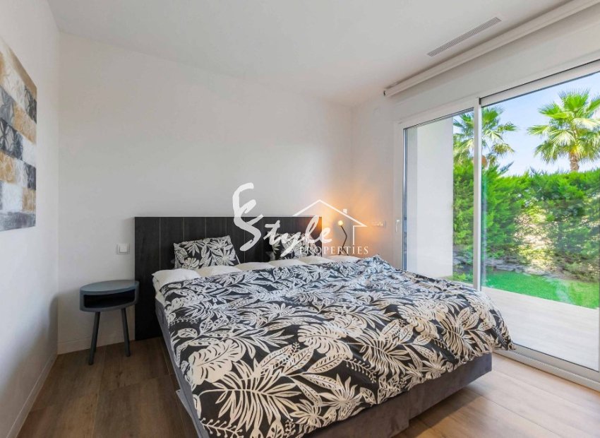 Resale - Apartamento - Las Colinas Golf