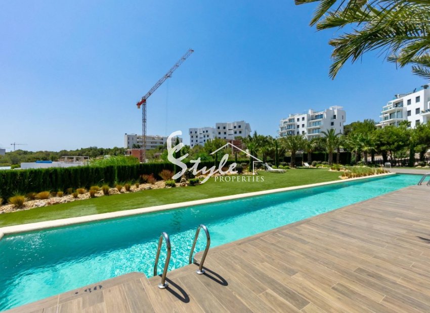 Resale - Apartamento - Las Colinas Golf