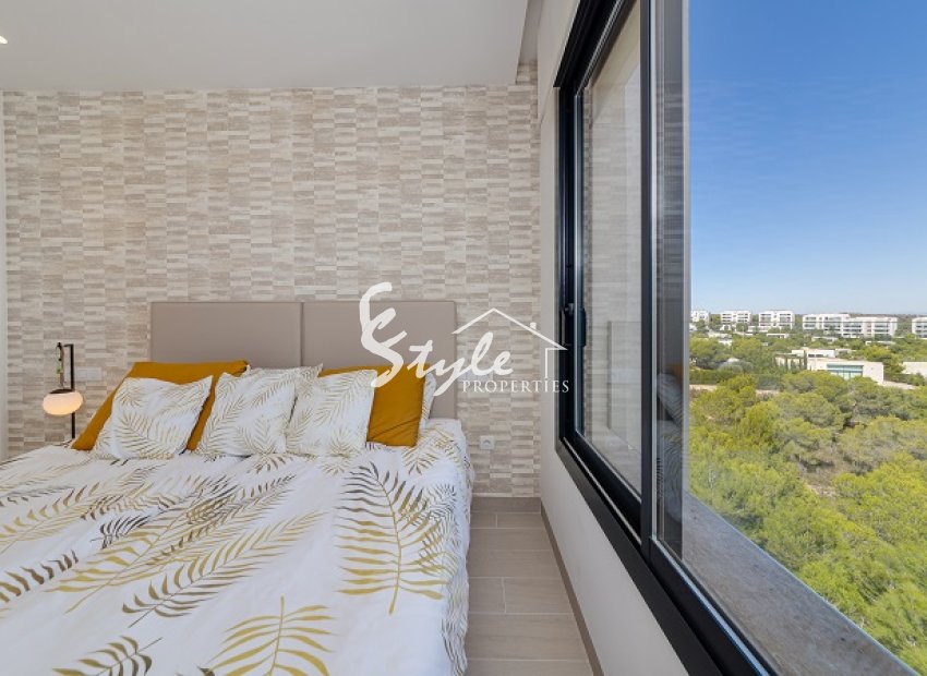 Resale - Apartamento - Las Colinas Golf
