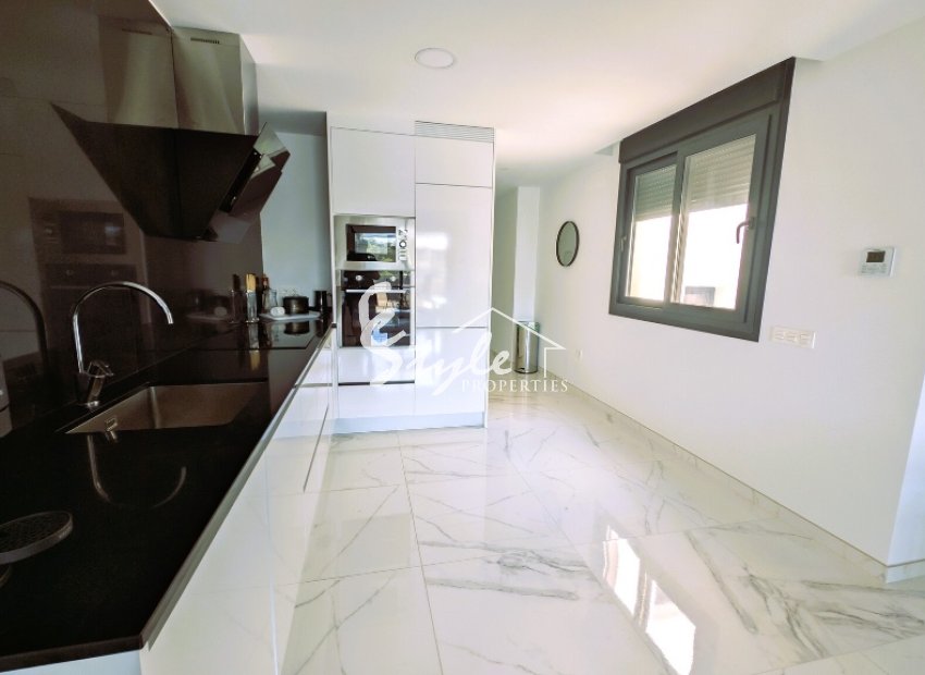 Resale - Apartamento - Los Altos