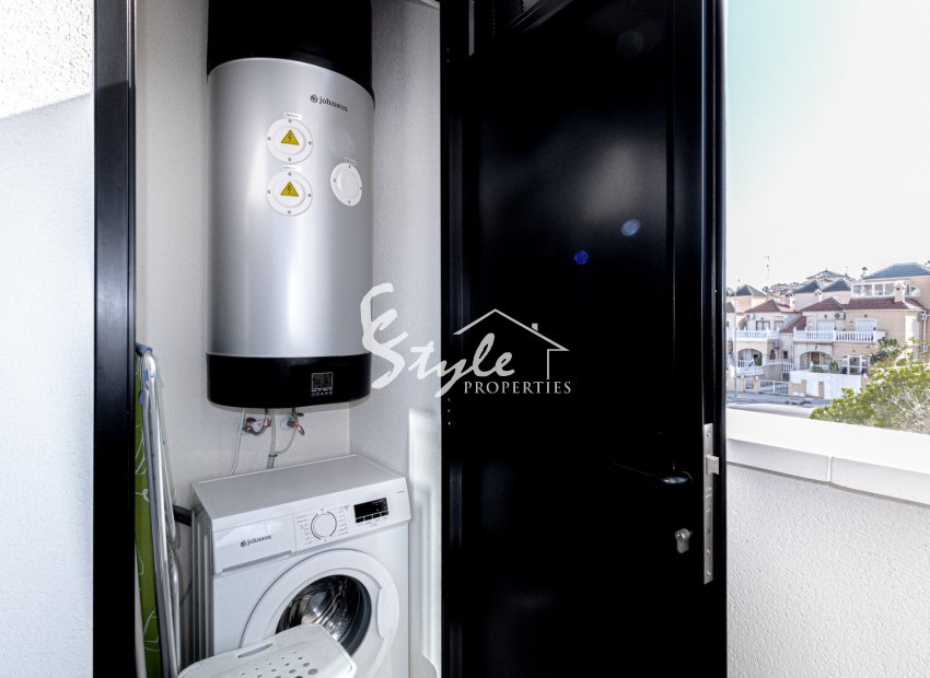 Resale - Apartamento - Los Altos