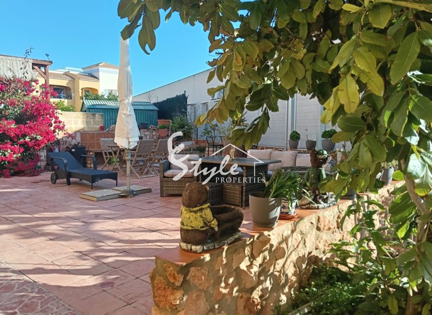 Resale - Apartamento - LOS MONTESINOS - La Herada