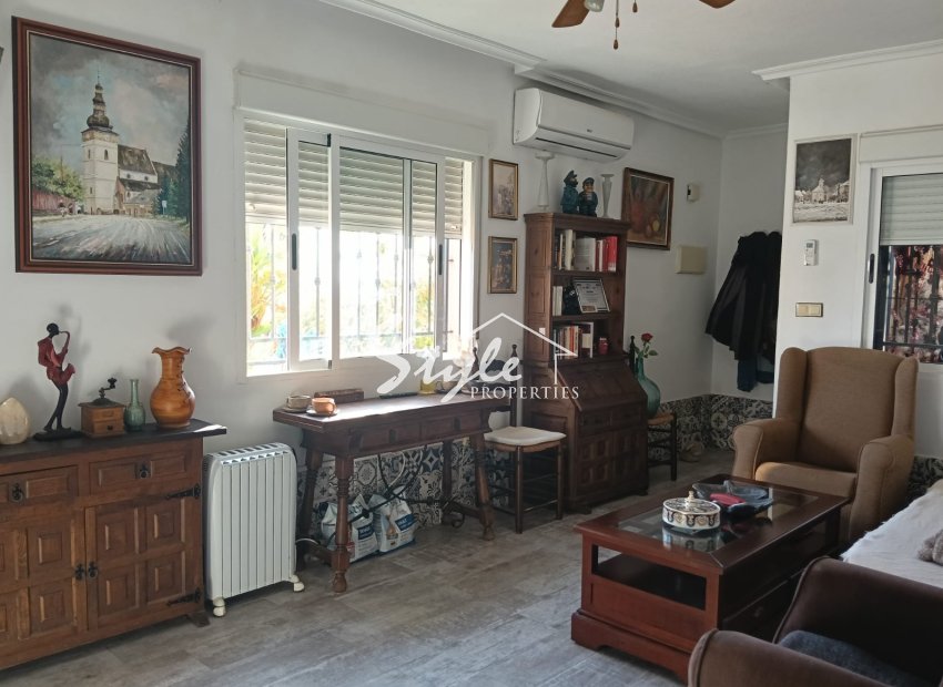 Resale - Apartamento - LOS MONTESINOS - La Herada