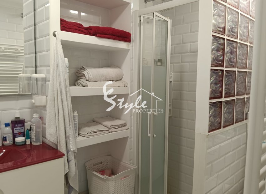 Resale - Apartamento - LOS MONTESINOS - La Herada