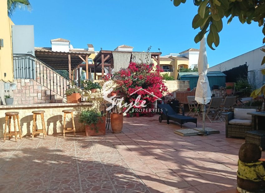 Resale - Apartamento - LOS MONTESINOS - La Herada