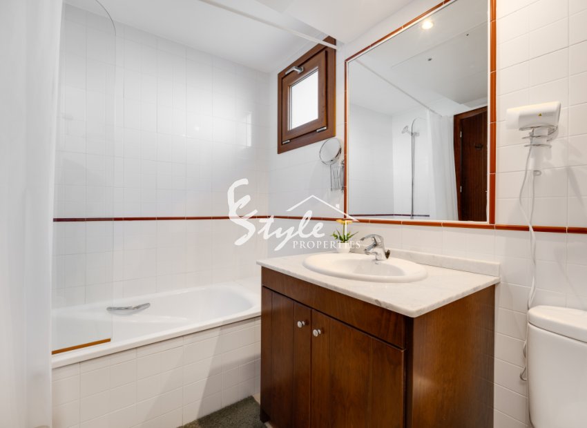 Resale - Apartamento - Orihuela-Costa - av. Las Olas