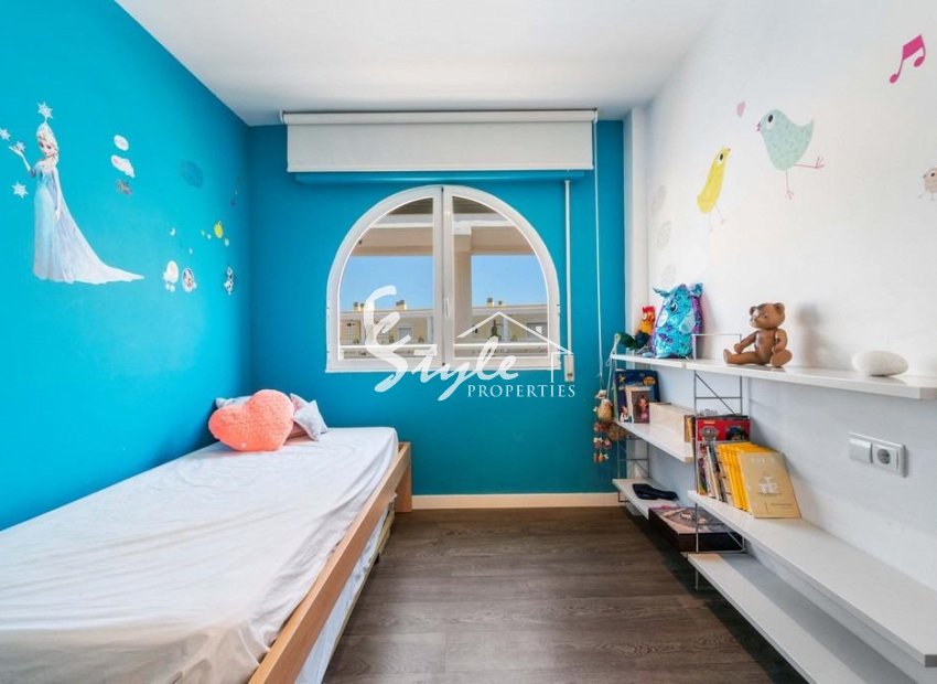 Resale - Apartamento - Orihuela-Costa - Campoamor