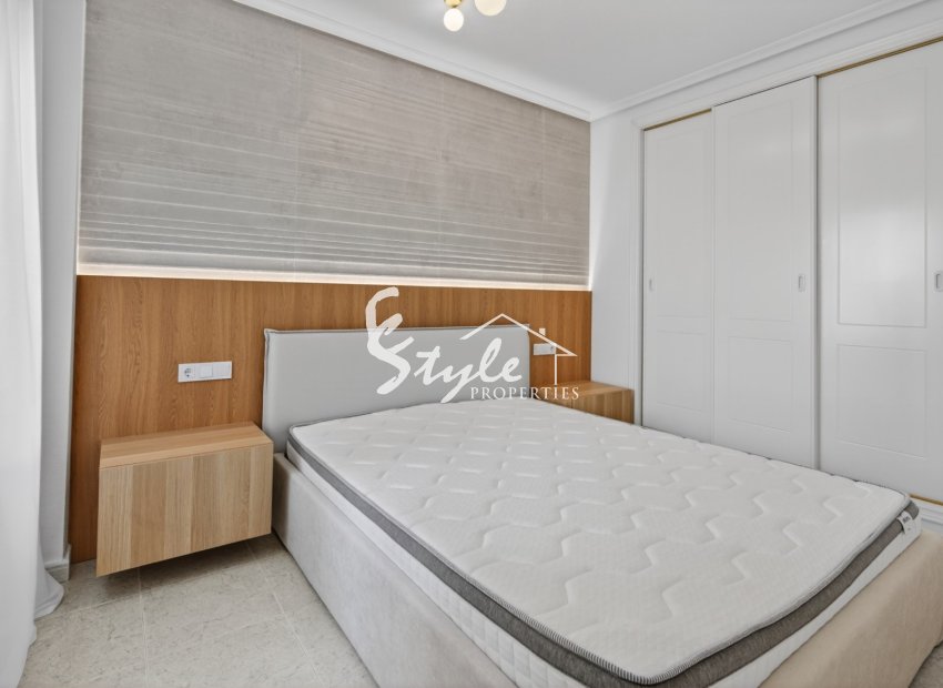 Resale - Apartamento - Orihuela-Costa - Campoamor