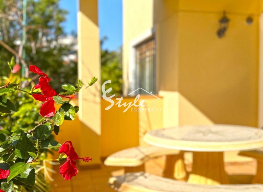 Resale - Apartamento - Orihuela-Costa - Lomas de Campoamor