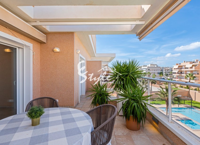 Resale - Apartamento - Orihuela-Costa - Los Dolses