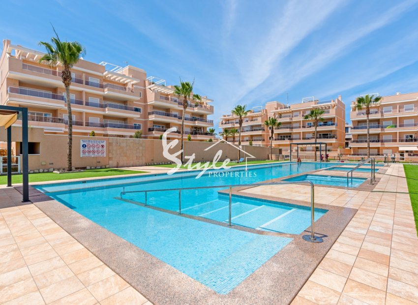 Resale - Apartamento - Orihuela-Costa - Los Dolses