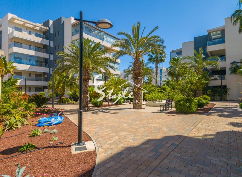 Resale - Apartamento - Orihuela-Costa - Los Dolses