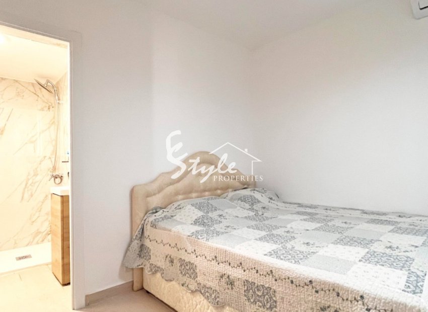 Resale - Apartamento - Orihuela-Costa - Playa Flamenca