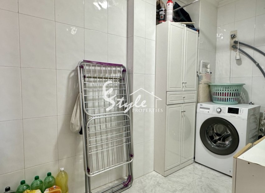 Resale - Apartamento - Orihuela-Costa - Playa Flamenca