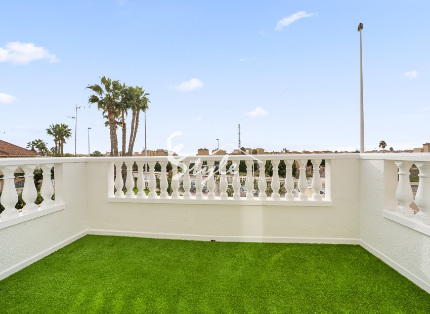 Resale - Apartamento - Orihuela Costa  - Playa Flamenca