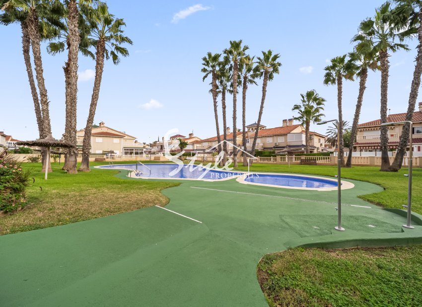 Resale - Apartamento - Orihuela Costa  - Playa Flamenca