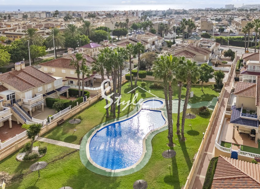 Resale - Apartamento - Orihuela Costa  - Playa Flamenca