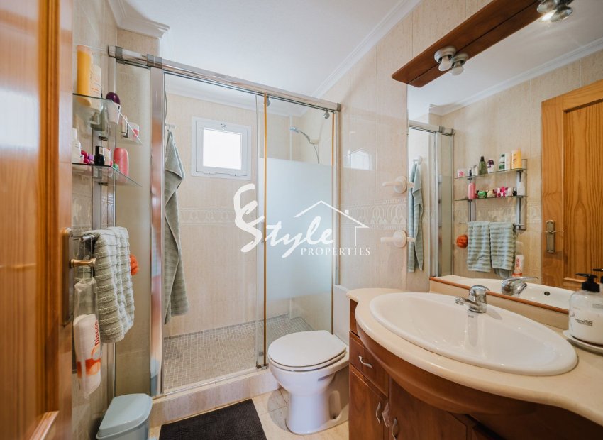 Resale - Apartamento - Orihuela Costa  - Playa Flamenca