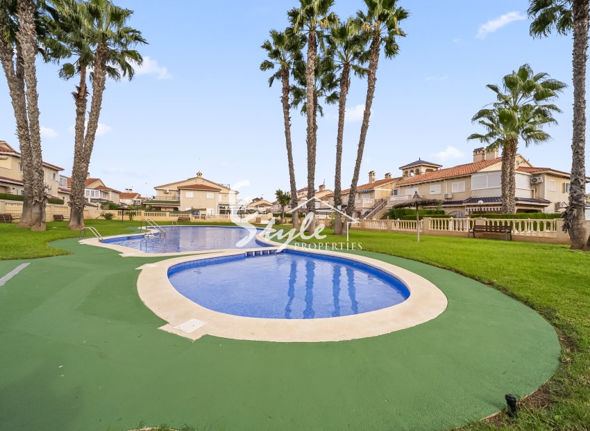 Resale - Apartamento - Orihuela Costa  - Playa Flamenca