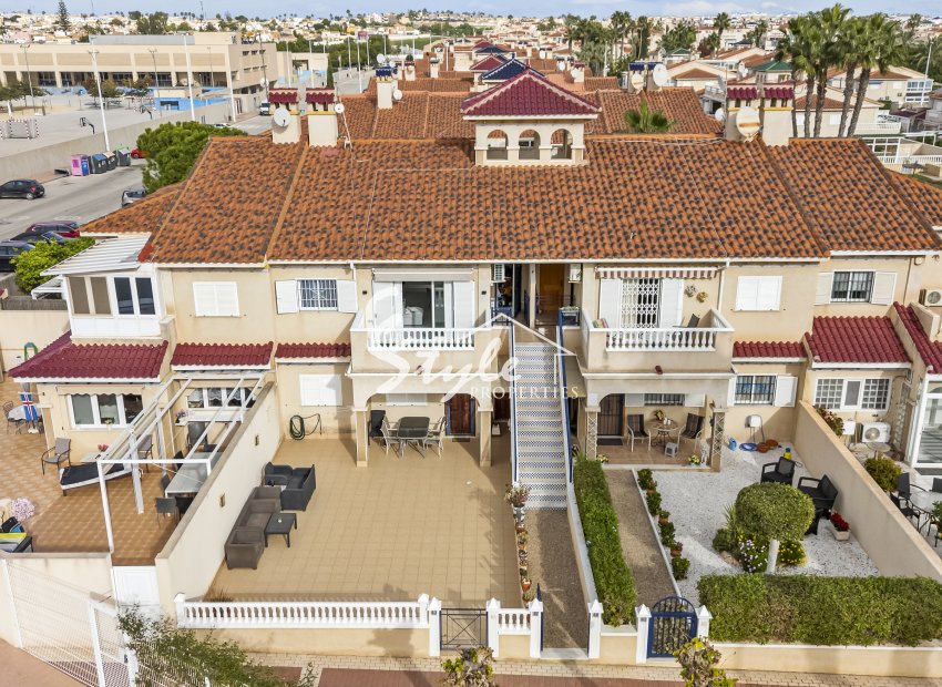 Resale - Apartamento - Orihuela Costa  - Playa Flamenca