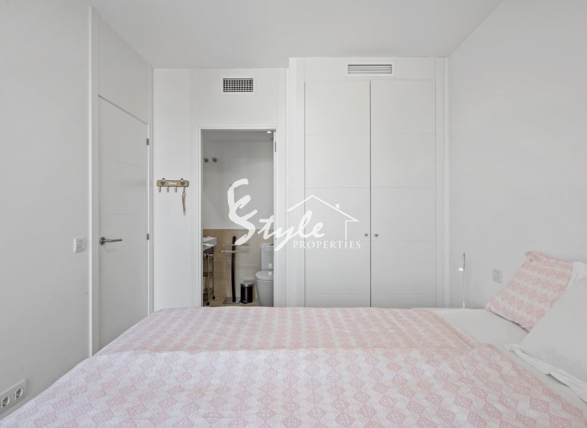 Resale - Apartamento - Orihuela-Costa - Playa Flamenca