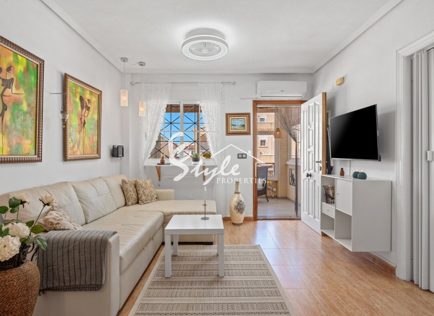 Resale - Apartamento - Orihuela-Costa - Playa Flamenca