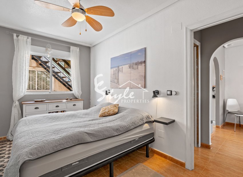 Resale - Apartamento - Orihuela-Costa - Playa Flamenca