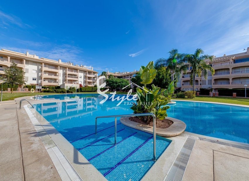 Resale - Apartamento - Orihuela-Costa - Playa Flamenca