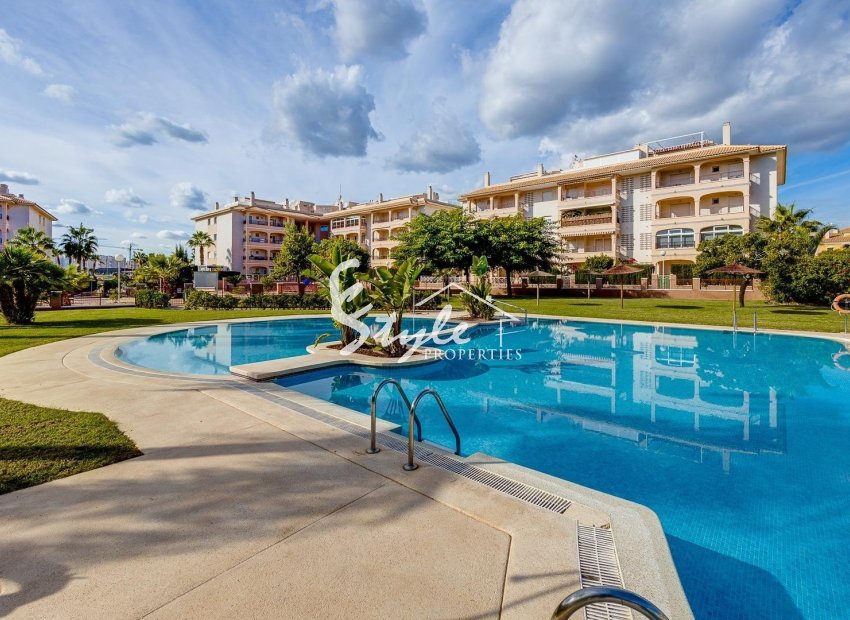 Resale - Apartamento - Orihuela-Costa - Playa Flamenca