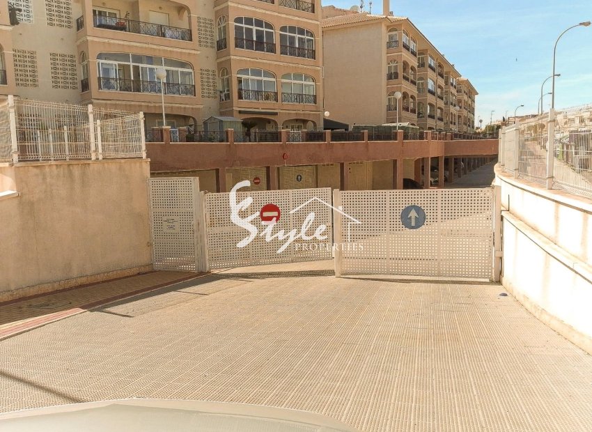 Resale - Apartamento - Orihuela-Costa - Playa Flamenca