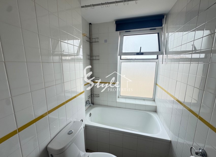 Resale - Apartamento - Orihuela-Costa - Playa Flamenca