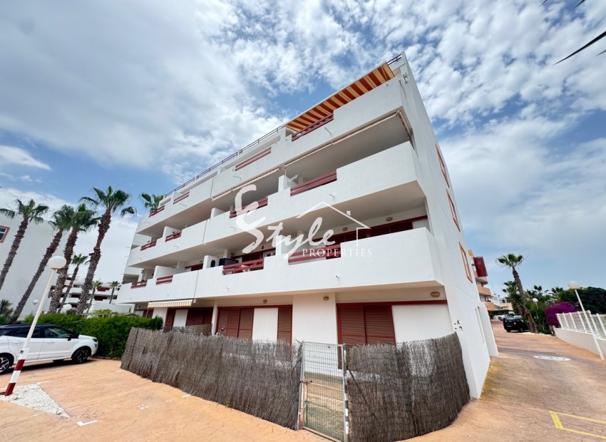 Resale - Apartamento - Orihuela-Costa - Playa Flamenca