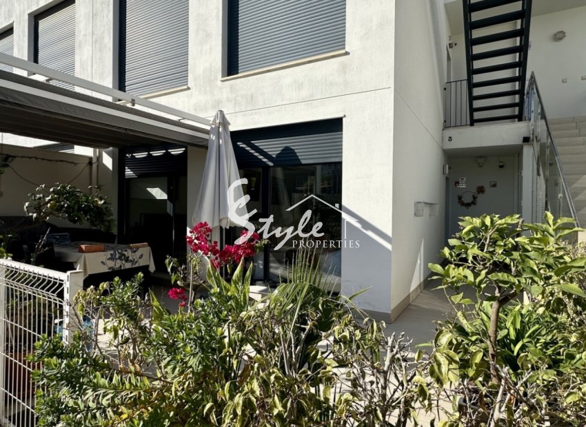 Resale - Apartamento - Orihuela-Costa - Punta Prima