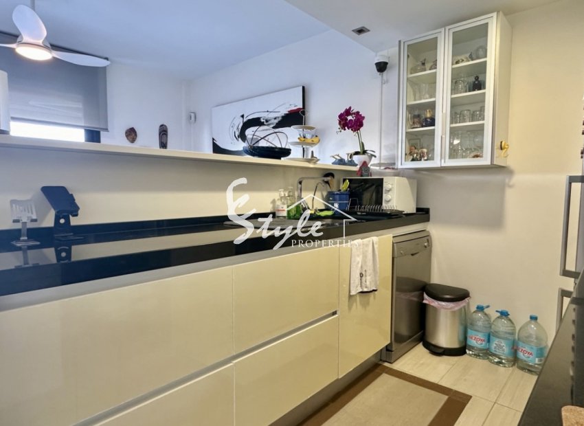 Resale - Apartamento - Orihuela-Costa - Punta Prima